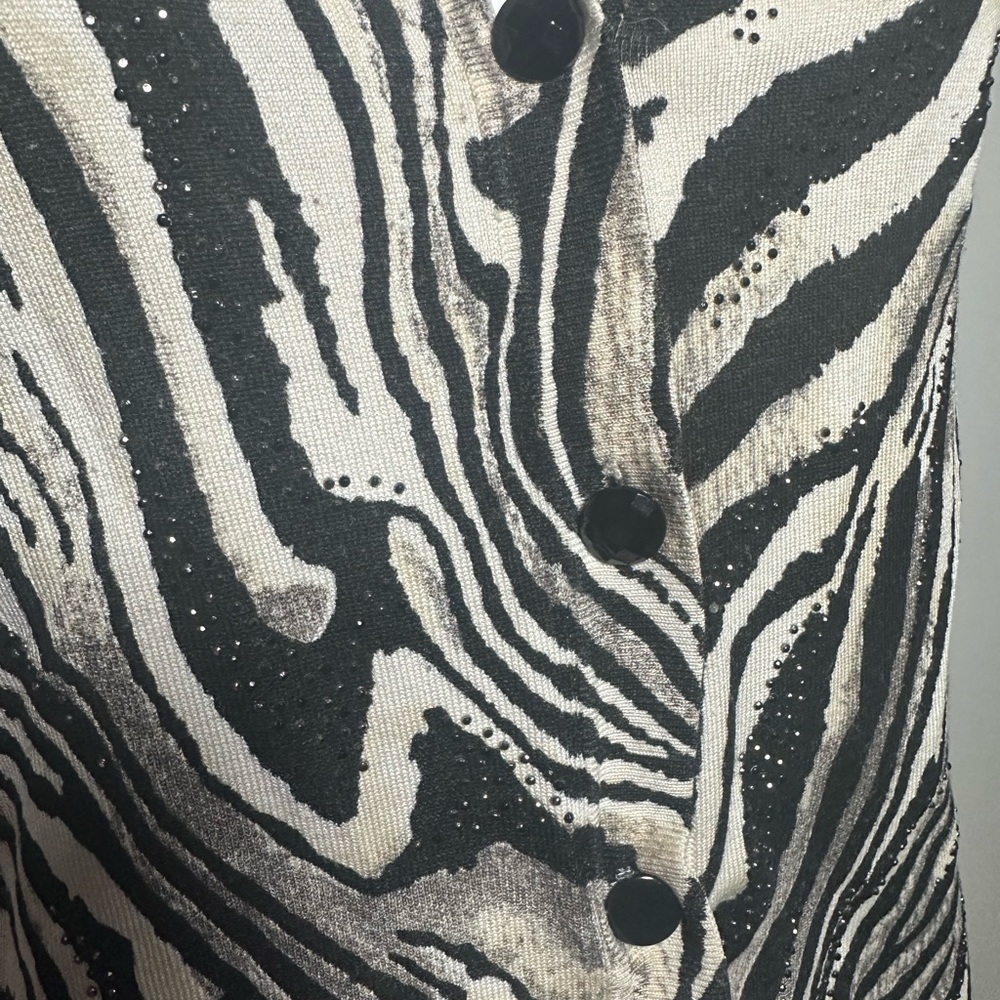 Chico's 1 Animal Print Silk Blend Cardigan Sweater Medium - Picture 3 of 7